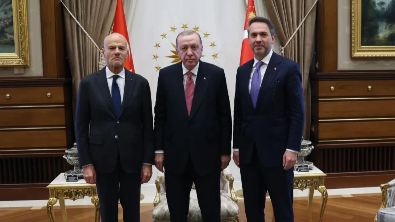 Cumhurbaşkanı Erdoğan İtalyan ENI Başkanını kabul etti
