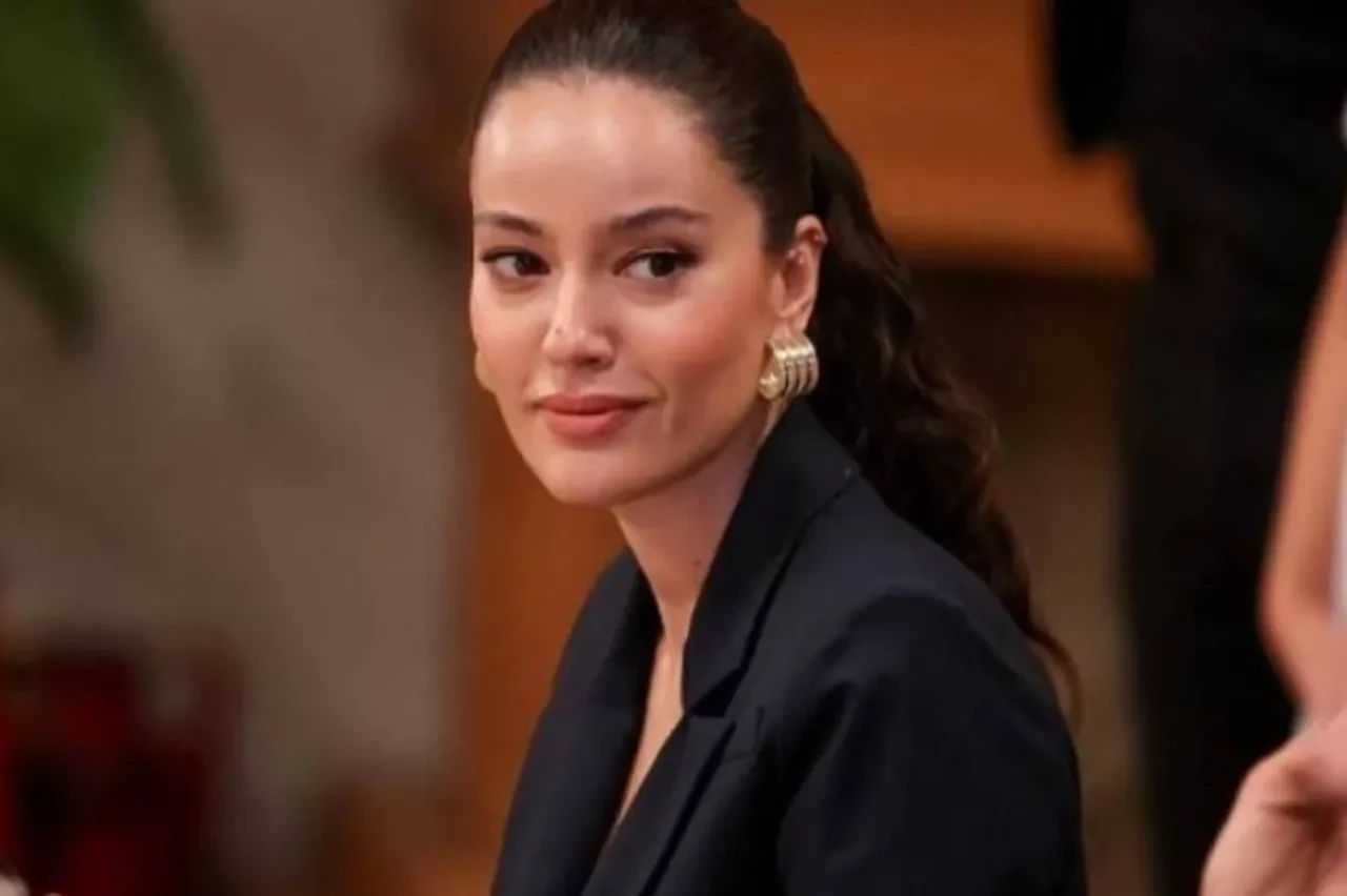 Dilan Çiçek Deniz gelen tepkilere daha fazla dayanamadı! "Oyunculuk kutsal bir meslek değil" sözleri başına iş açtı