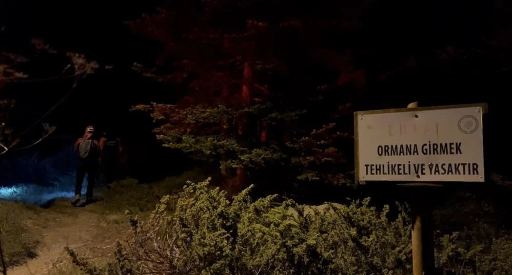 Uludağ’da silahını emanete vermek istemeyen 2 arkadaş ormanda kayboldu