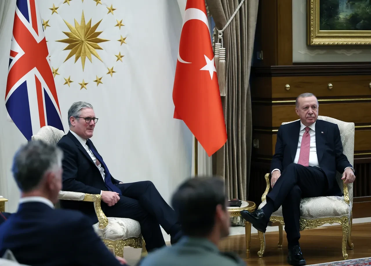 Türkiye İngiltere ile anlaştı: Eurofighter savaş uçakları geliyor