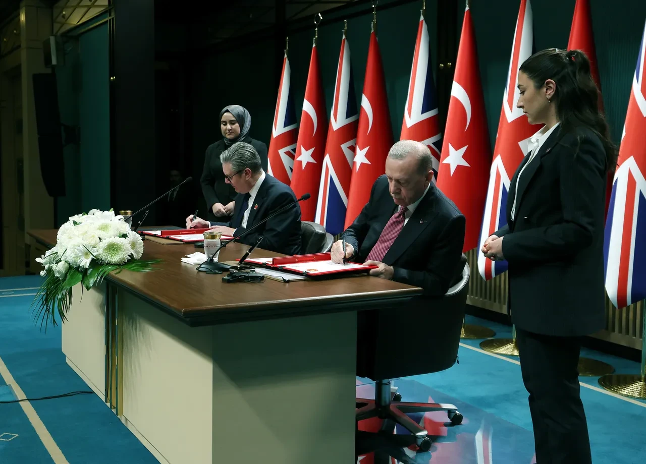 Türkiye İngiltere ile anlaştı: Eurofighter savaş uçakları geliyor