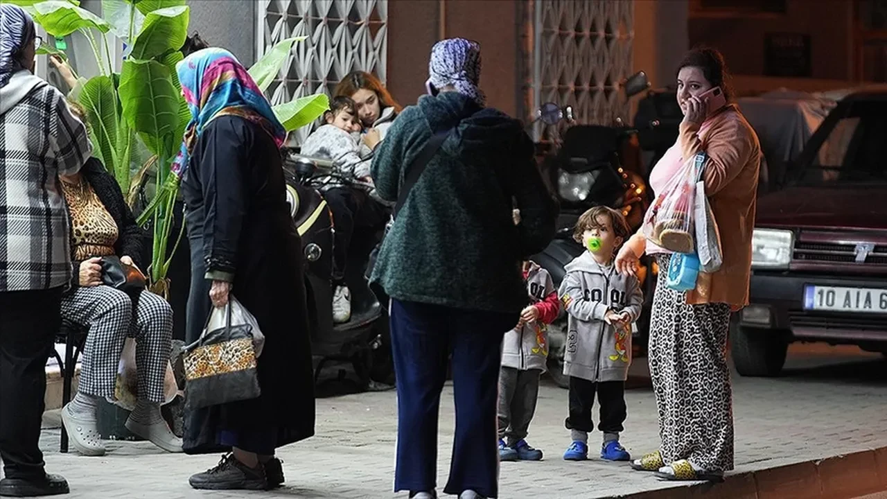 28 Ekim Balıkesir’de okullar tatil mi? 6.1 büyüklüğünde deprem meydana geldi