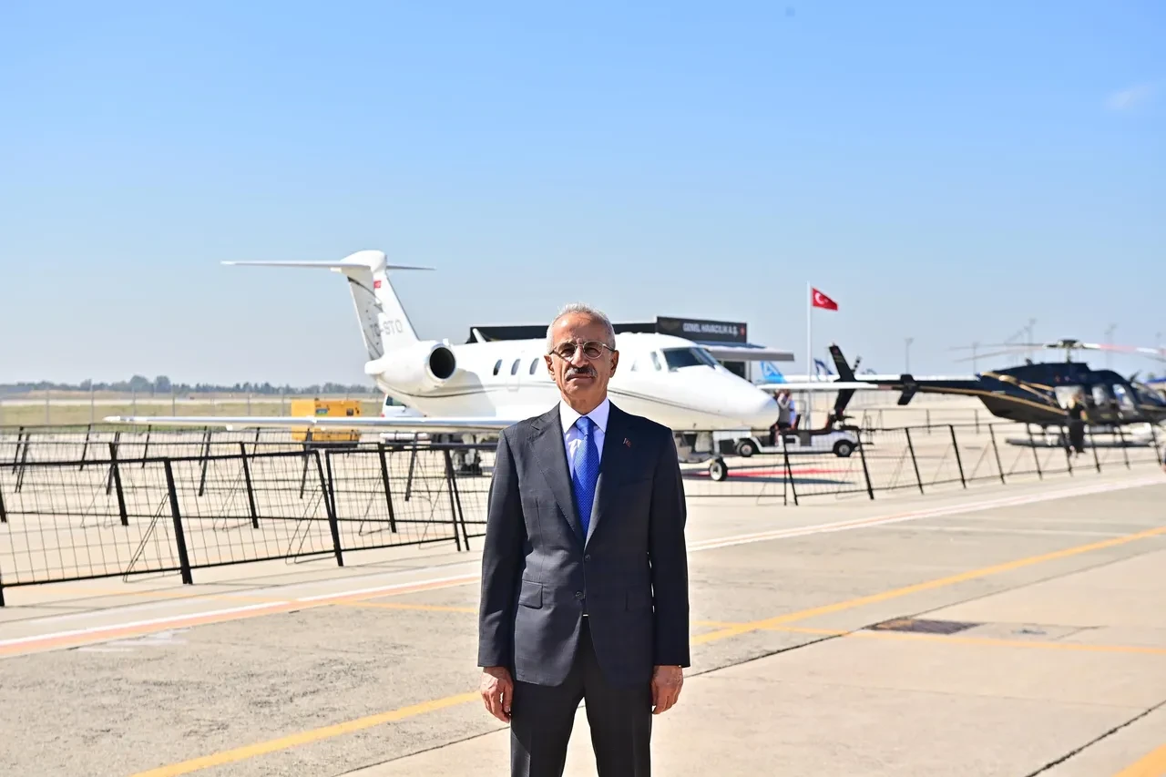 Bakan Uraloğlu duyurdu! Türkiye'nin 14’üncü hava kampüsü Sivas’ta açılıyor