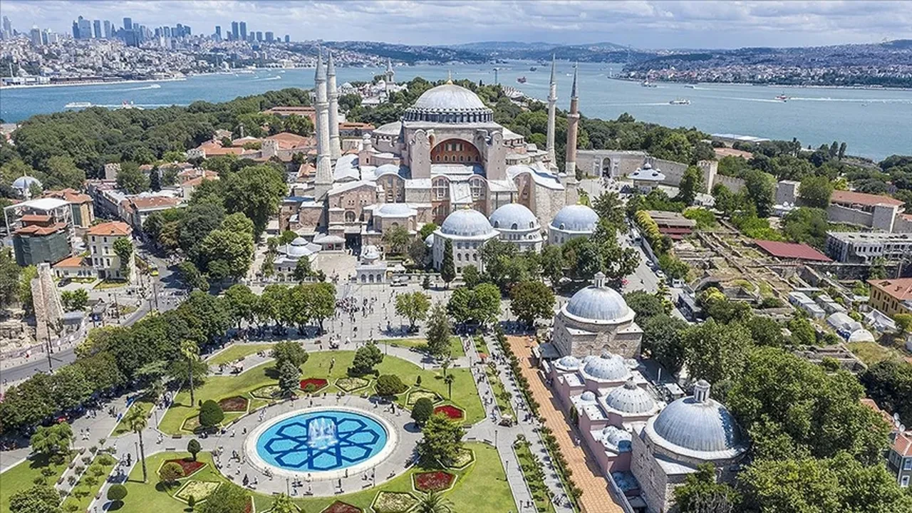 Boğaziçi Zirvesi İstanbul'da bir araya geliyor! Milyon dolarlık anlaşmalar yolda