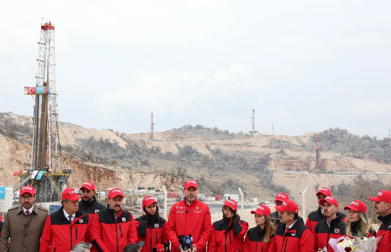 Gabar'da günlük üretim 80 bin varile ulaştı