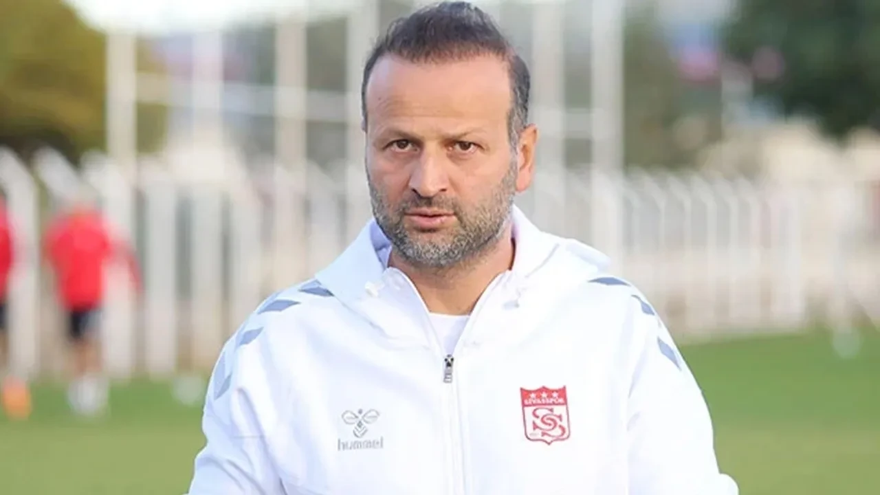 Sivasspor Osman Zeki Korkmaz ile yollarını ayırdı