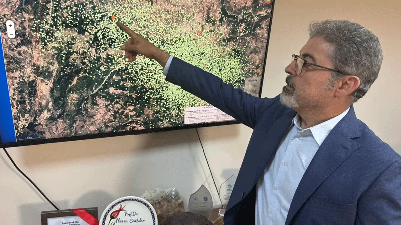 Sözbilir o bölgeyi işaret etti! 'Deprem fırtınası sürecek'