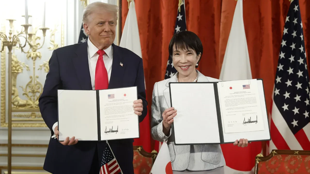 Trump'tan Japonya ziyareti sonrası Toyota çağrısı: 