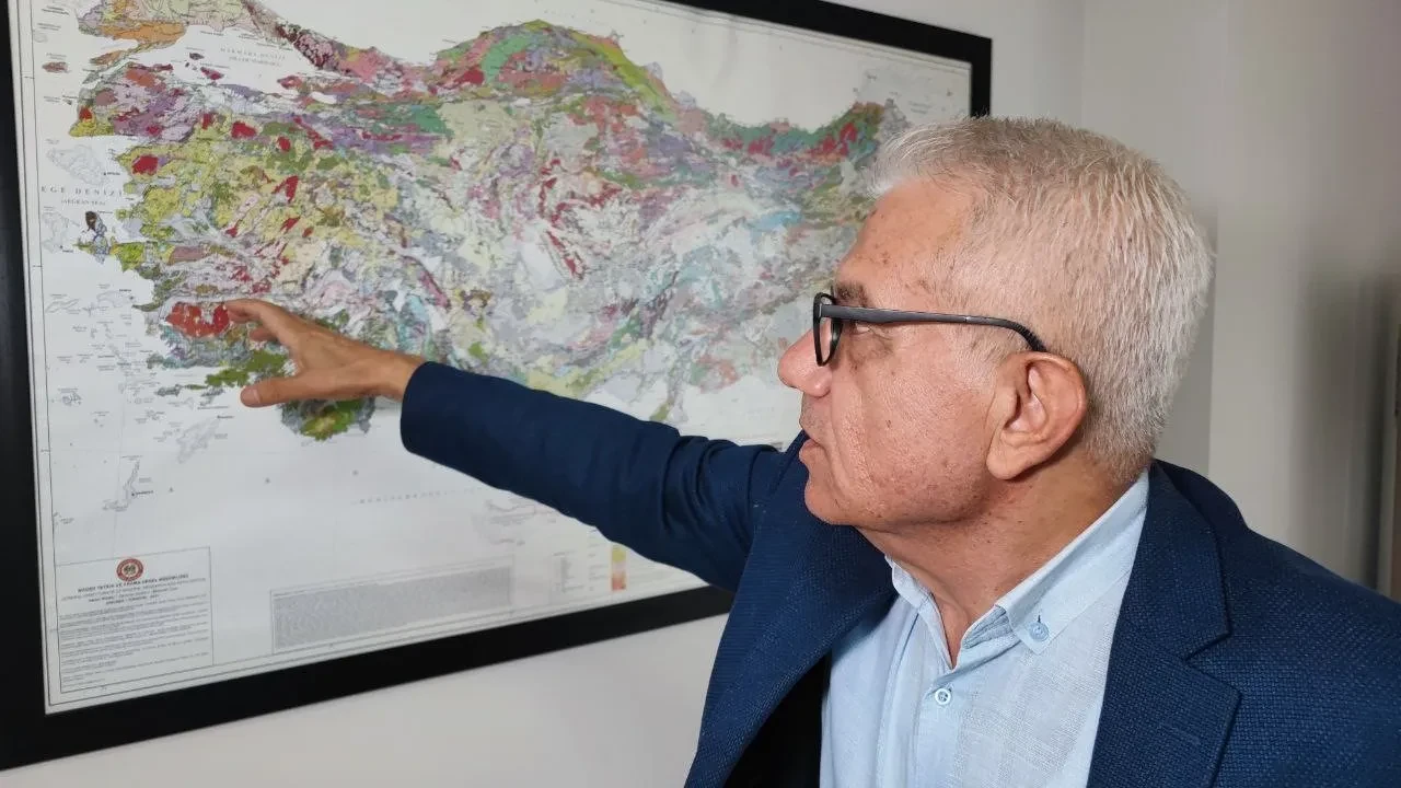 Uzman isimden korkutan deprem fırtınası uyarısı! 'Depremler beklenmedik yerlerde sıklaştı'