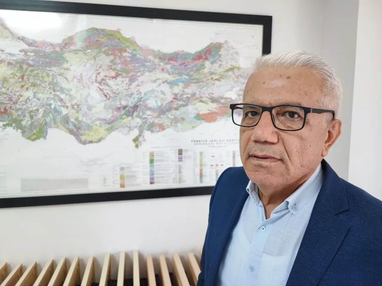 Uzman isimden korkutan deprem fırtınası uyarısı! 'Depremler beklenmedik yerlerde sıklaştı'