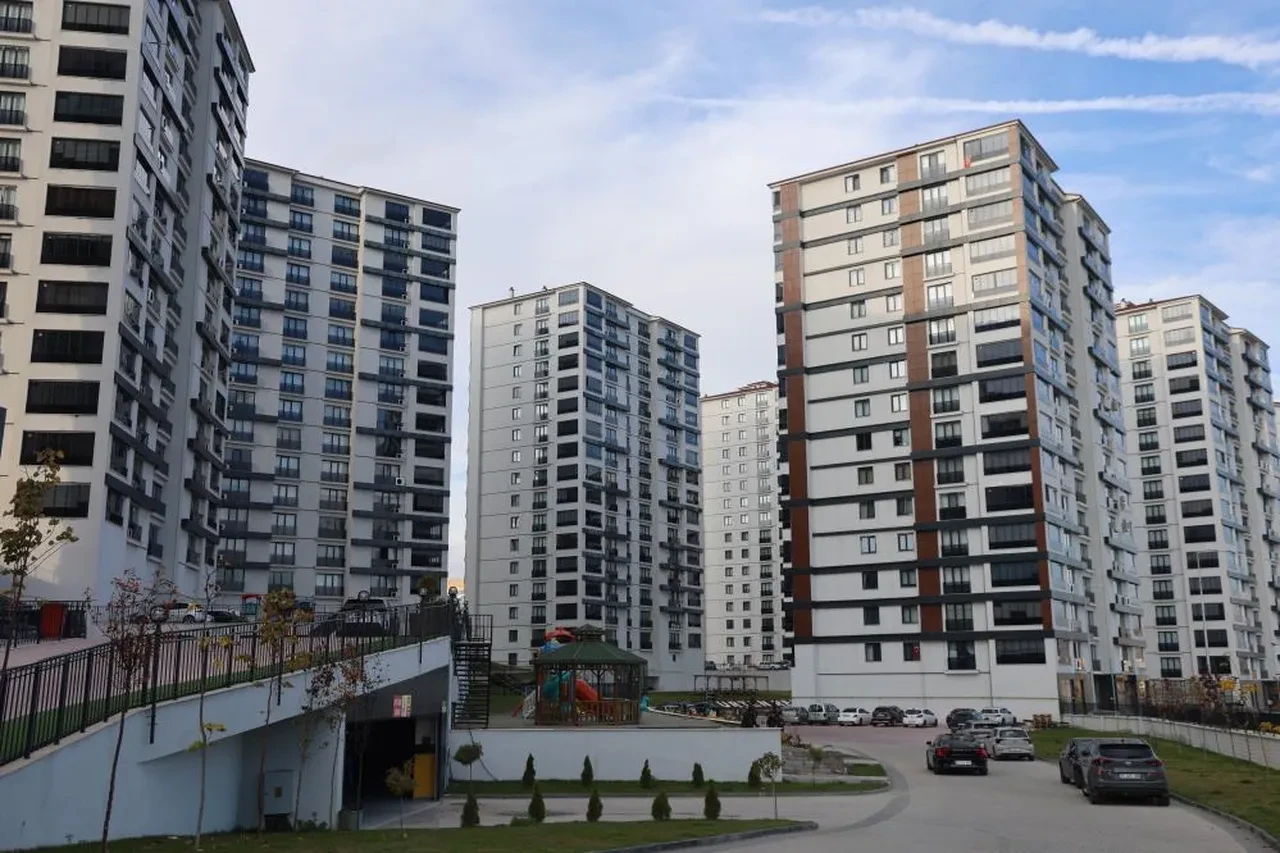 Aidatları asgari ücreti aştı! Site sakinleri eyleme çıktı