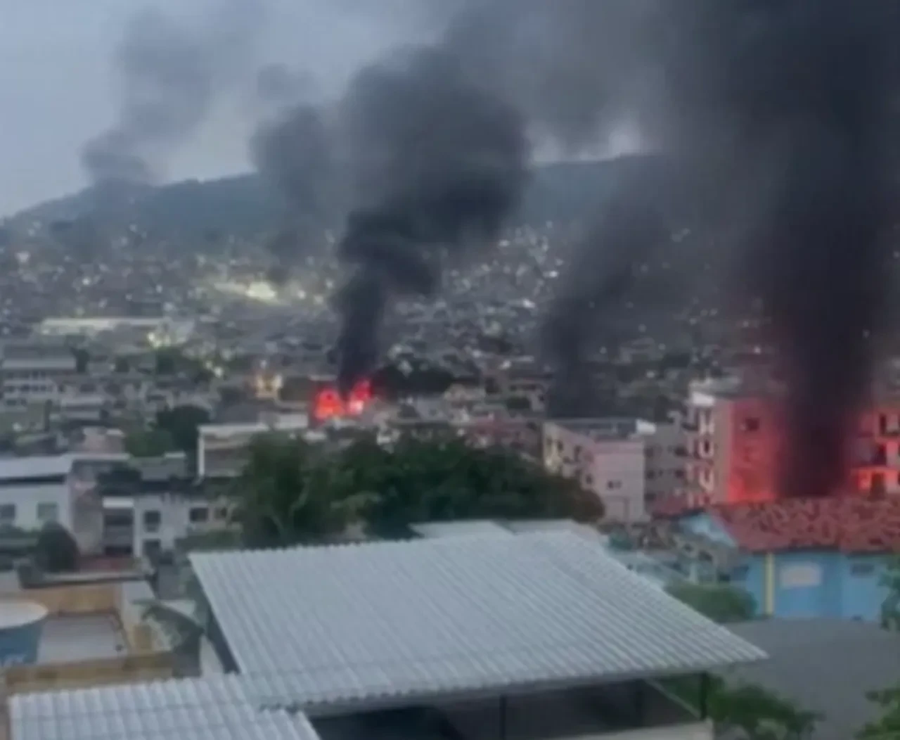 Brezilya'da uyuşturucu operasyonunda çatışma: En az 60 ölü var