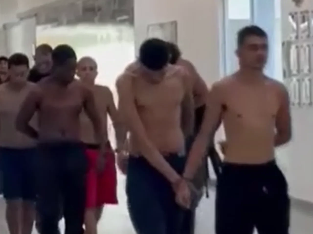 Brezilya'da uyuşturucu operasyonunda çatışma: En az 60 ölü var