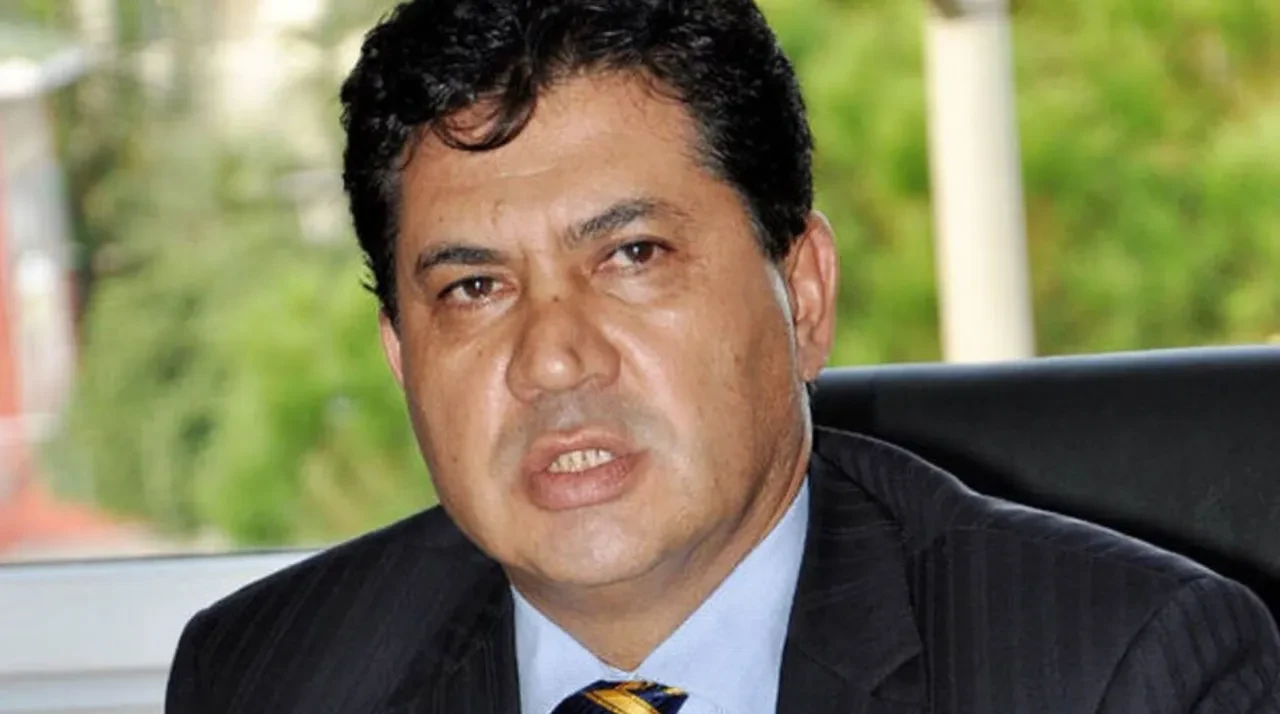 Eski Kemer Belediye Başkanı Mustafa Gül gözaltına alındı!