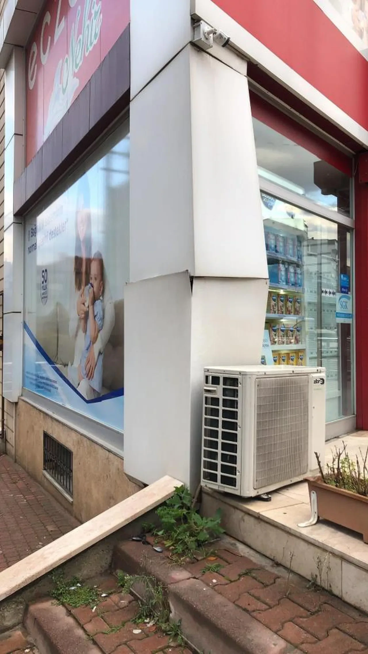 Facia geliyorum demiş! Gebze'deki çöken binanın dün çekilen görüntüleri ortaya çıktı