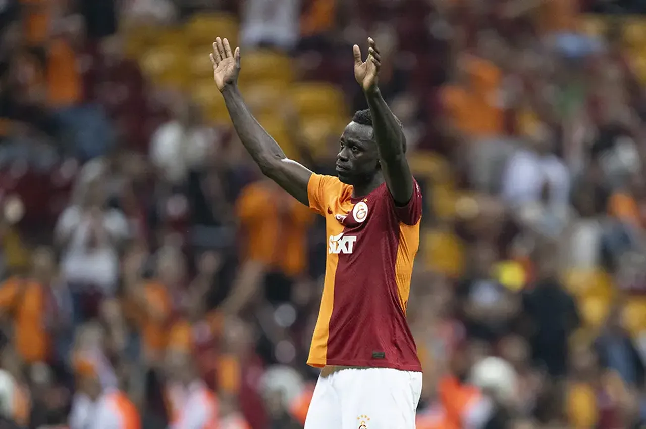 Galatasaray Trabzonspor maçı öncesi sürpriz gelişme! Okan Buruk'a Singo'dan özel istek