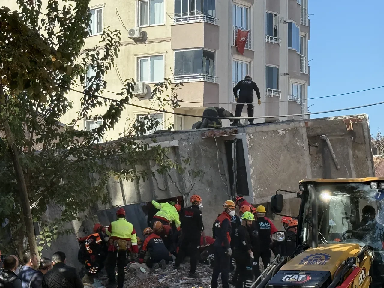 Gebze’de çöken binada Dilara Bilir sağ mı çıkarıldı son durum ne?