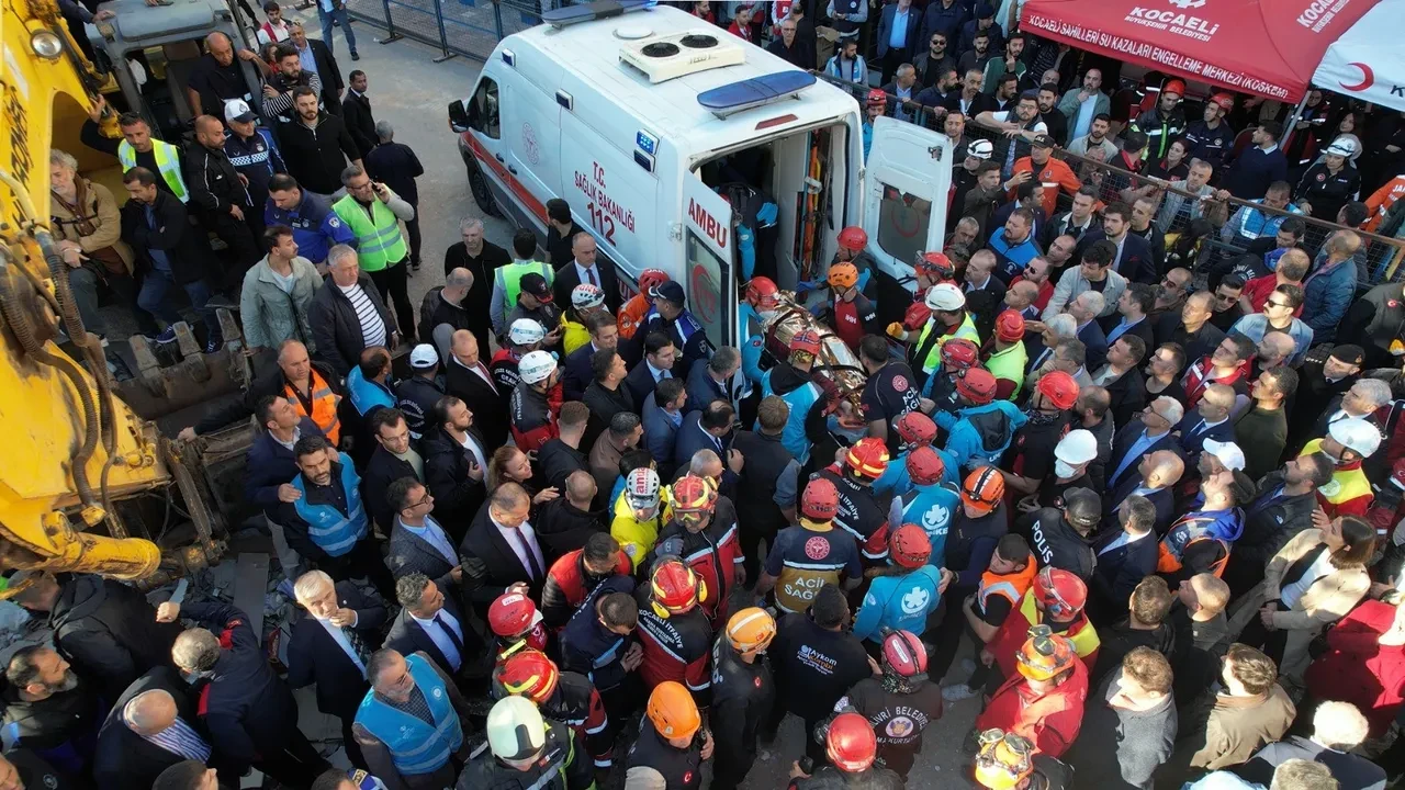 Gebze’de çöken binada Dilara Bilir sağ mı çıkarıldı son durum ne?