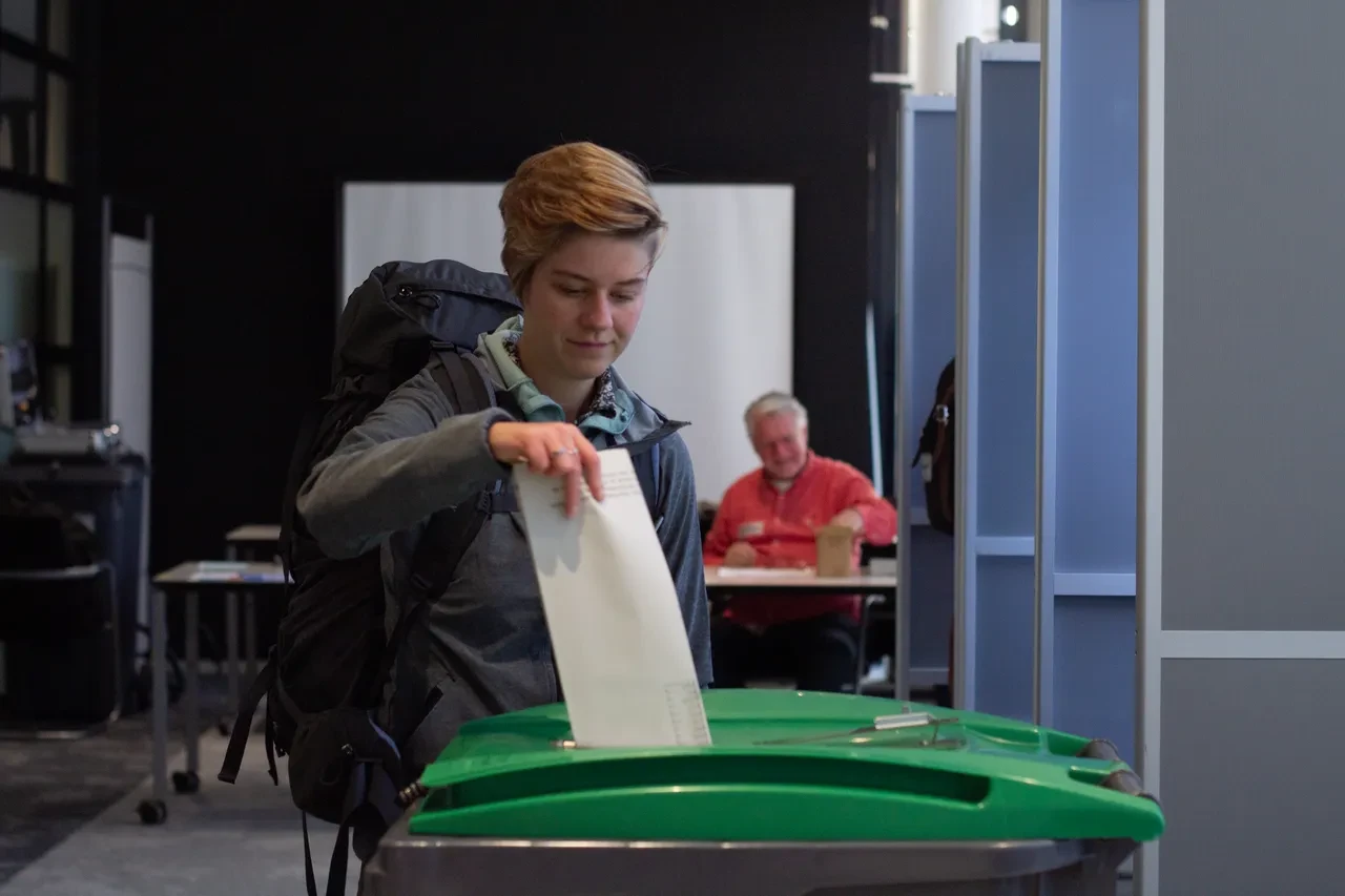 Hollanda'da genel seçimler için sandık başında: Türk kökenli 34 aday yarışta