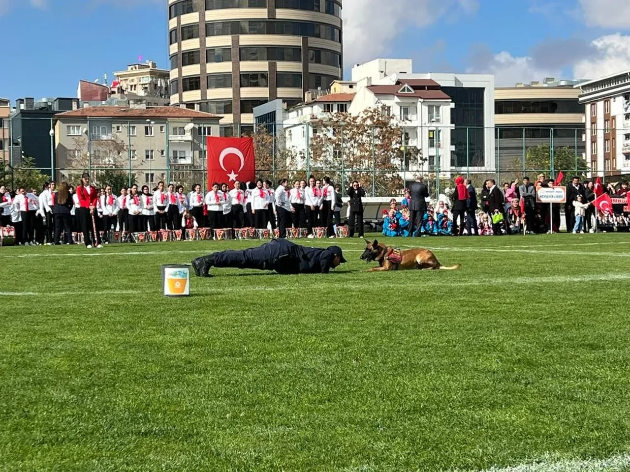 İtaat köpeği Nefes'ten nefesleri kesen performans