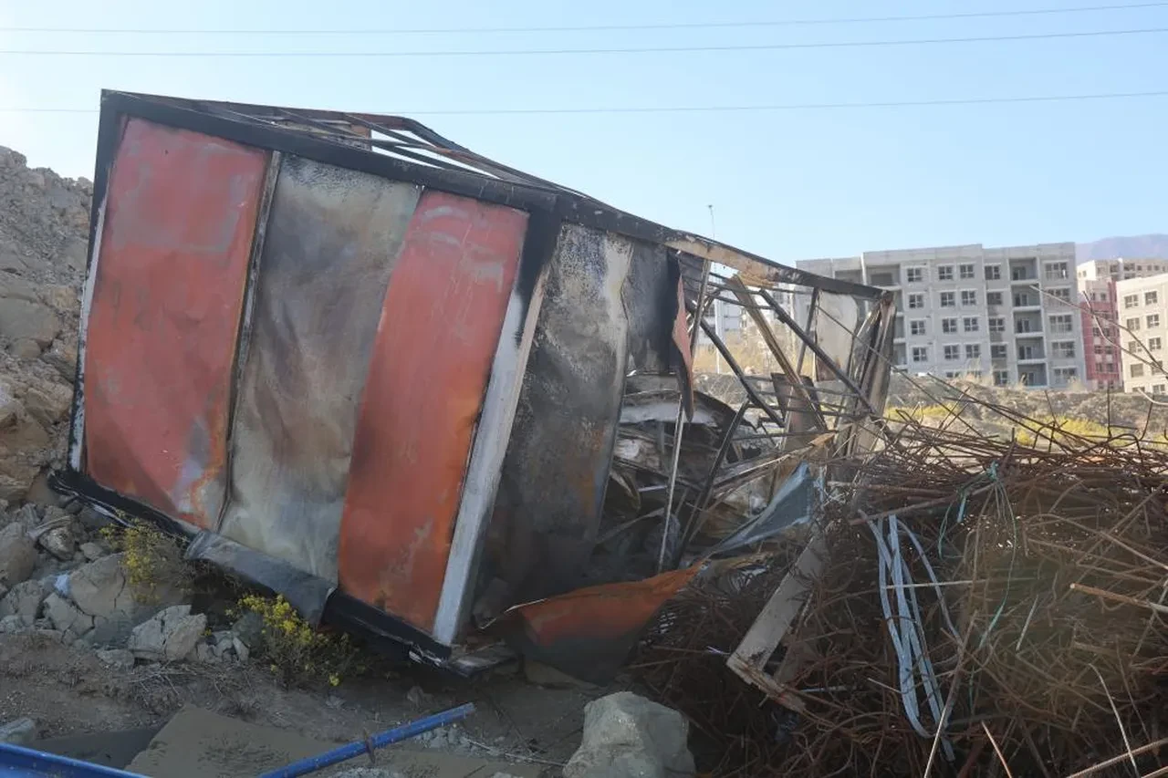 Kahraman operatör yangına iş makinesiyle daldı! Yaptığı hamle felaketi önledi