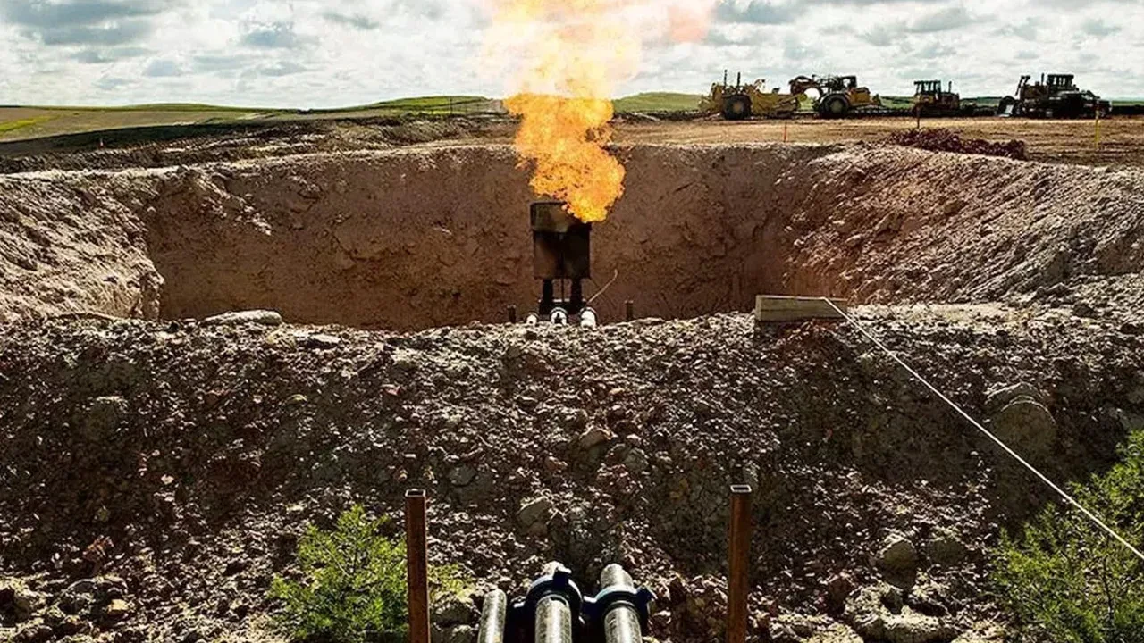 Kaya petrolü heyecanı! Bakan Bayraktar iki bölgeyi açıkladı: 24 sondaj yapılacak