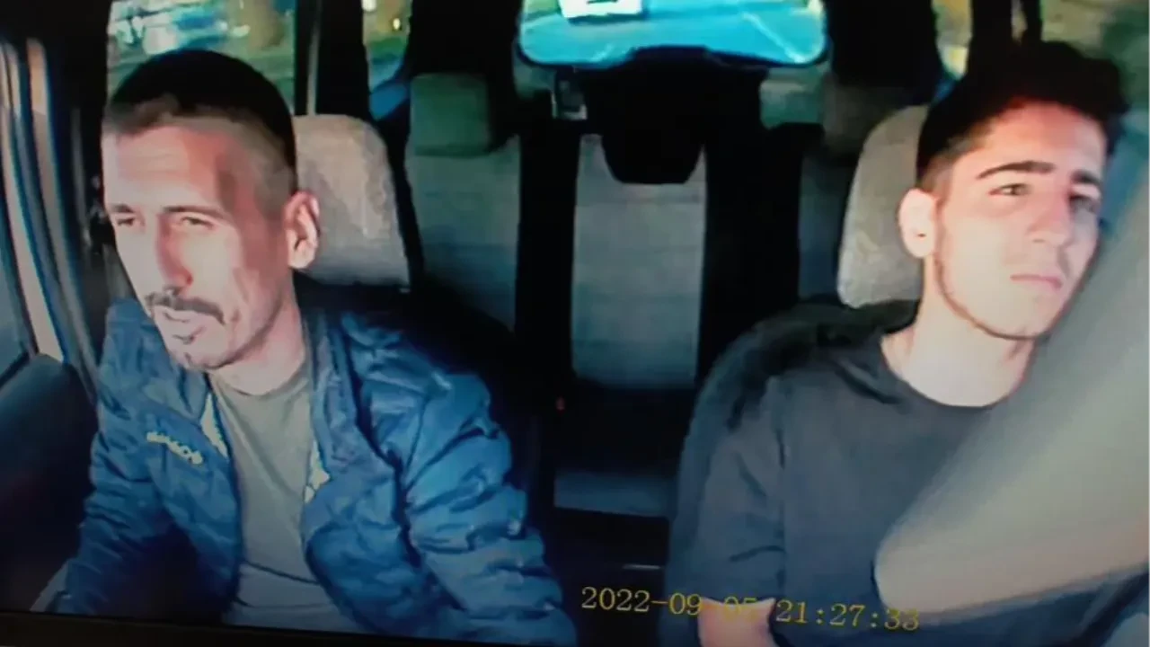 Önce öğretmeni sonra birbirlerini dolandırdılar! Emekli polisin radarına girince kaçamadılar 