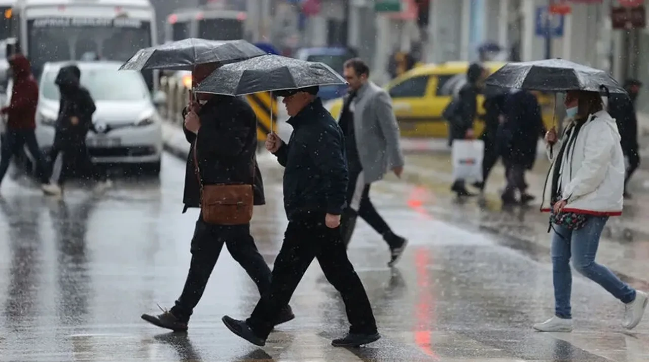 Soğuk hava dalgası o bölgeleri vurdu! Sıcaklıklar bir ada düşecek: İşte 29 Ekim hava durumu