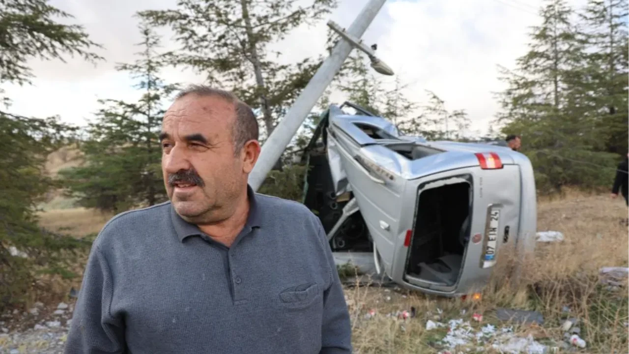 Tamir için bıraktığı aracıyla çırak taklalar attı! Araba ikiye katlandı