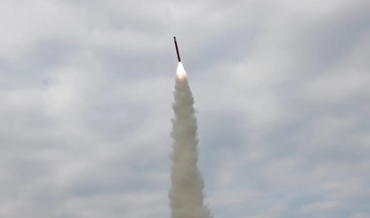 Trump'ın Güney Kore ziyareti öncesinde Kuzey Kore'den gözdağı: Seyir füzesini fırlattı