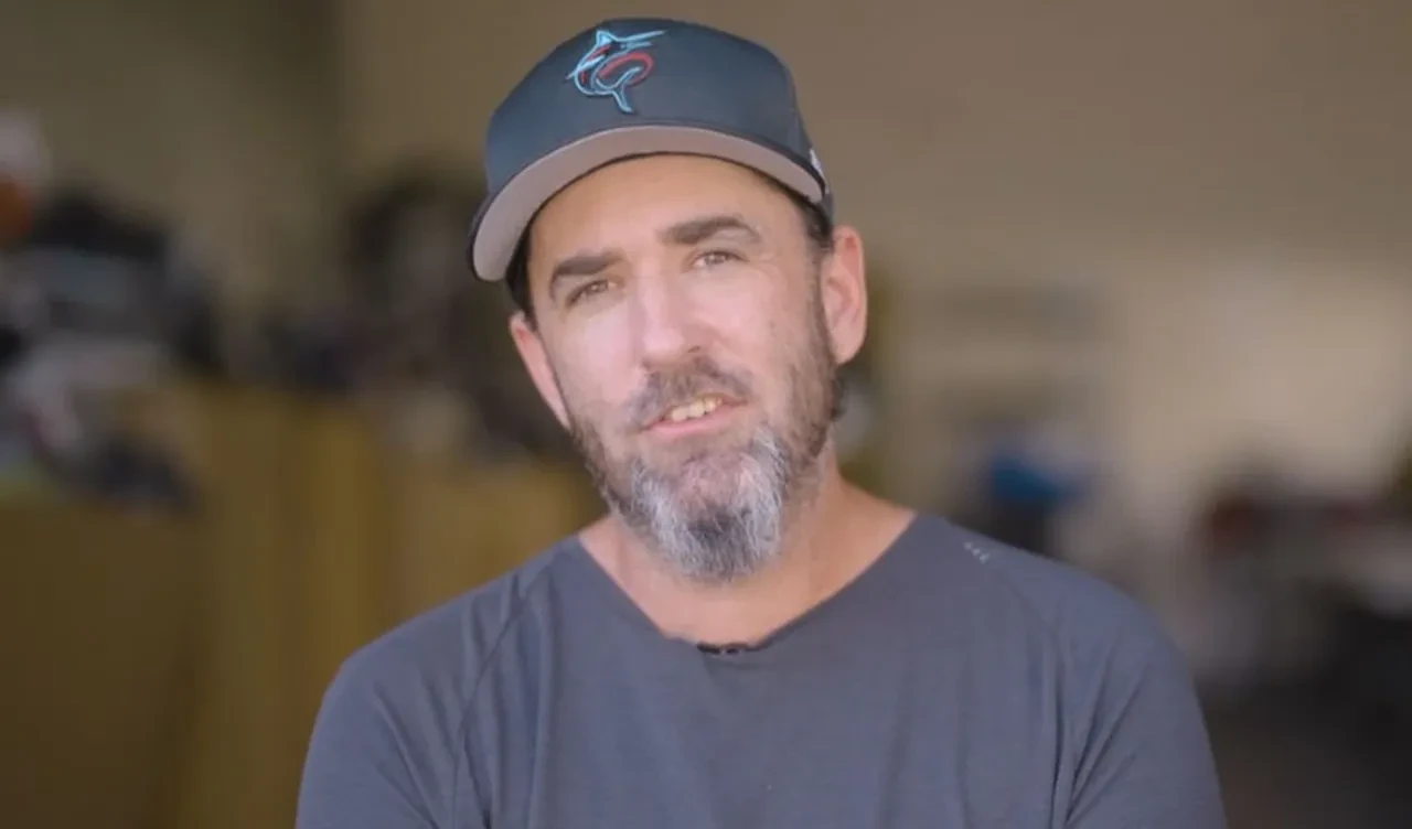 Tüm parasını kaybetmişken 2. el telefon hayatını kurtardı! Şimdi paraya para demiyor