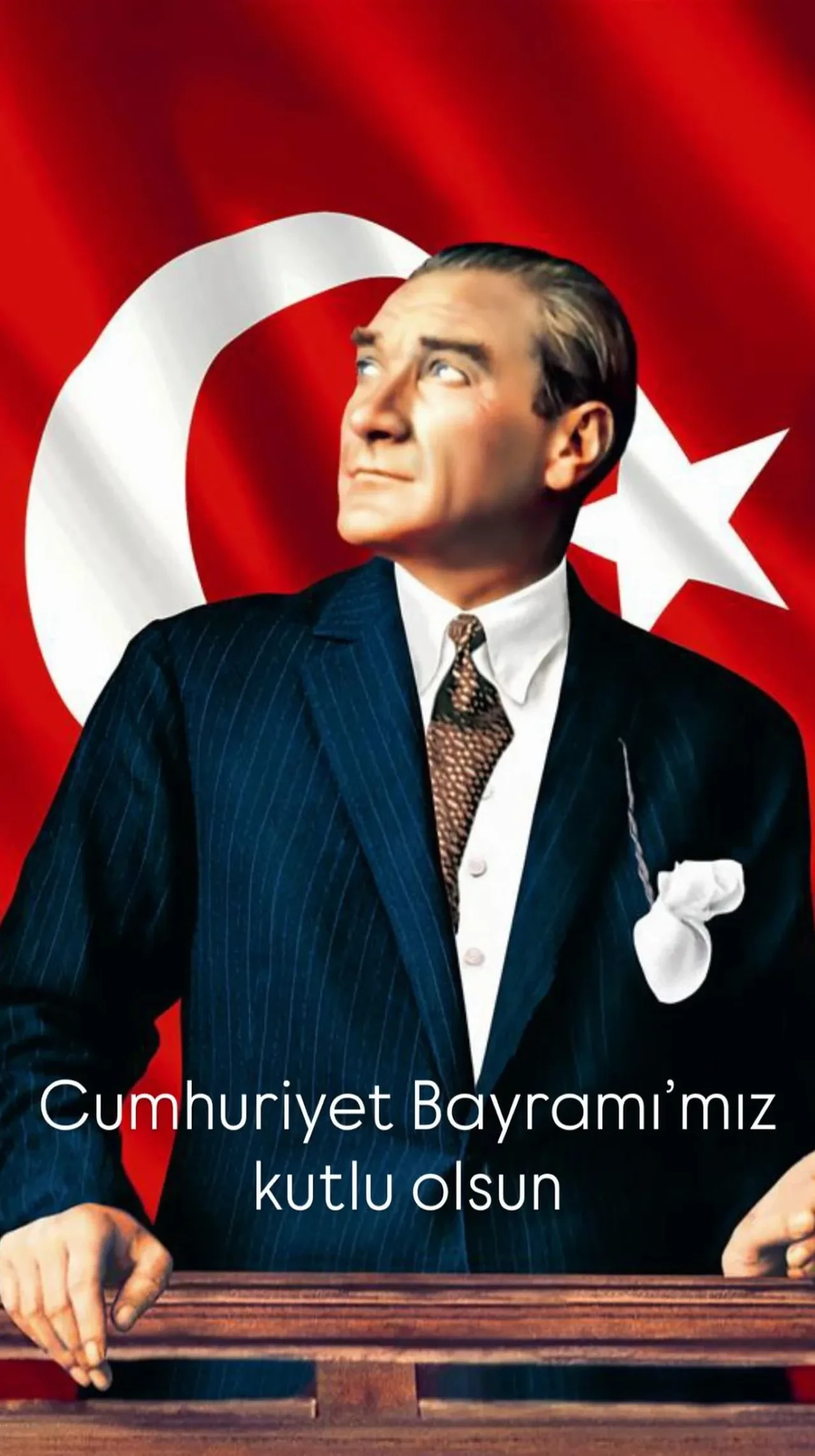 Ünlülerden 29 Ekim Cumhuriyet Bayramı mesajları