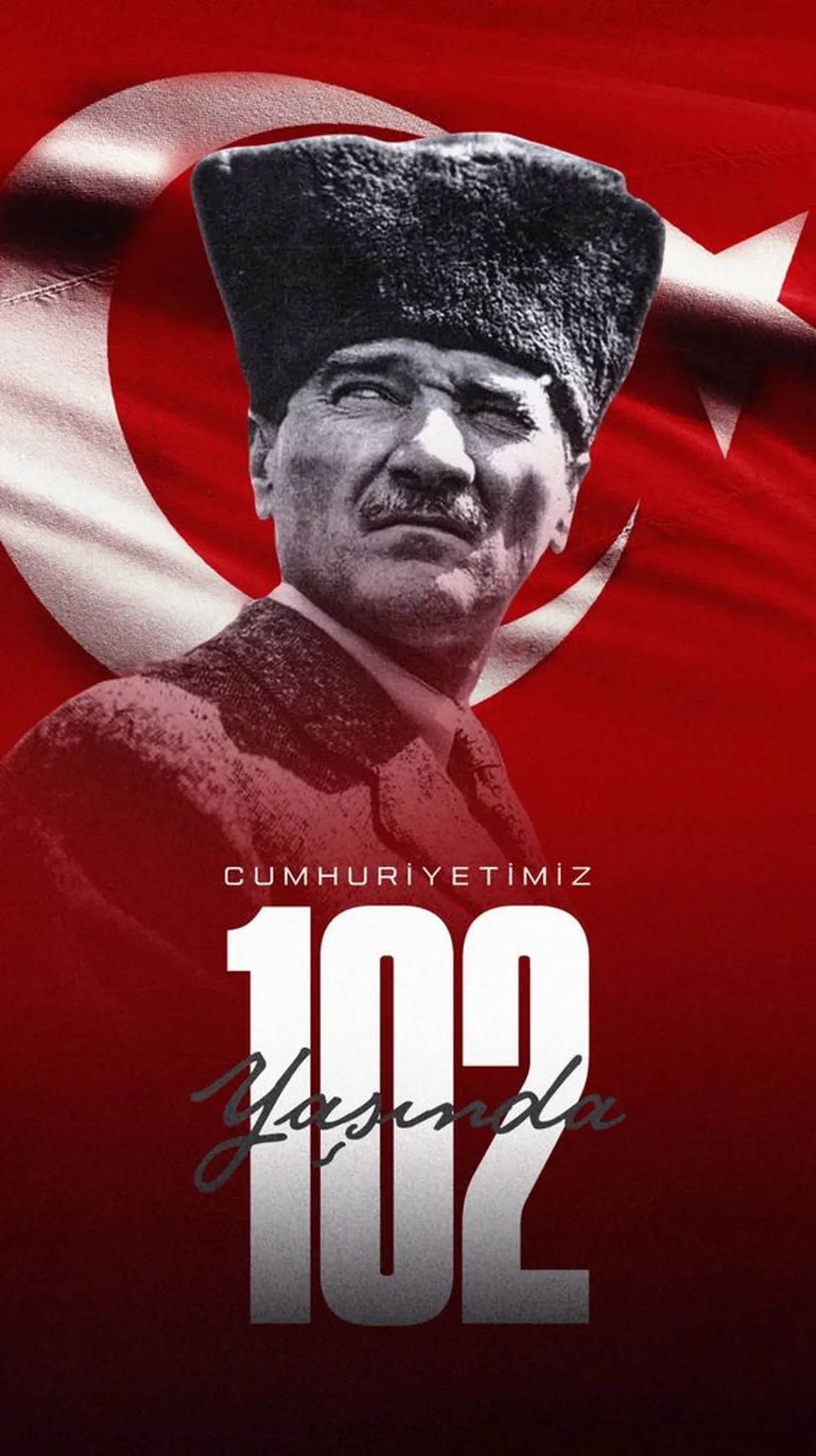 Ünlülerden 29 Ekim Cumhuriyet Bayramı mesajları