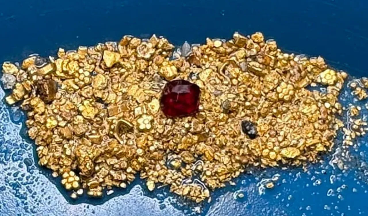 Batık gemideki servet karaya çıkarıldı! Resmen hazine fışkırıyor