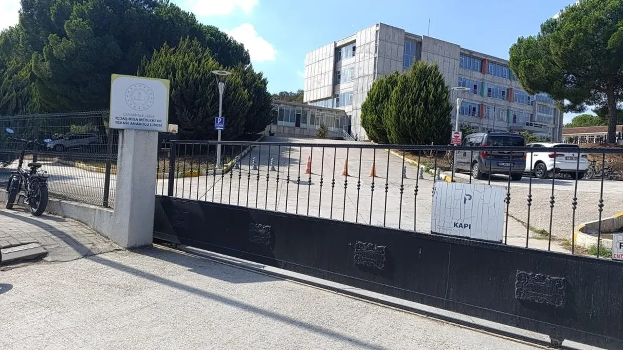 Çanakkale'deki akran zorbalığı olayında yeni gelişme! 3 kişi görevden uzaklaştırıldı