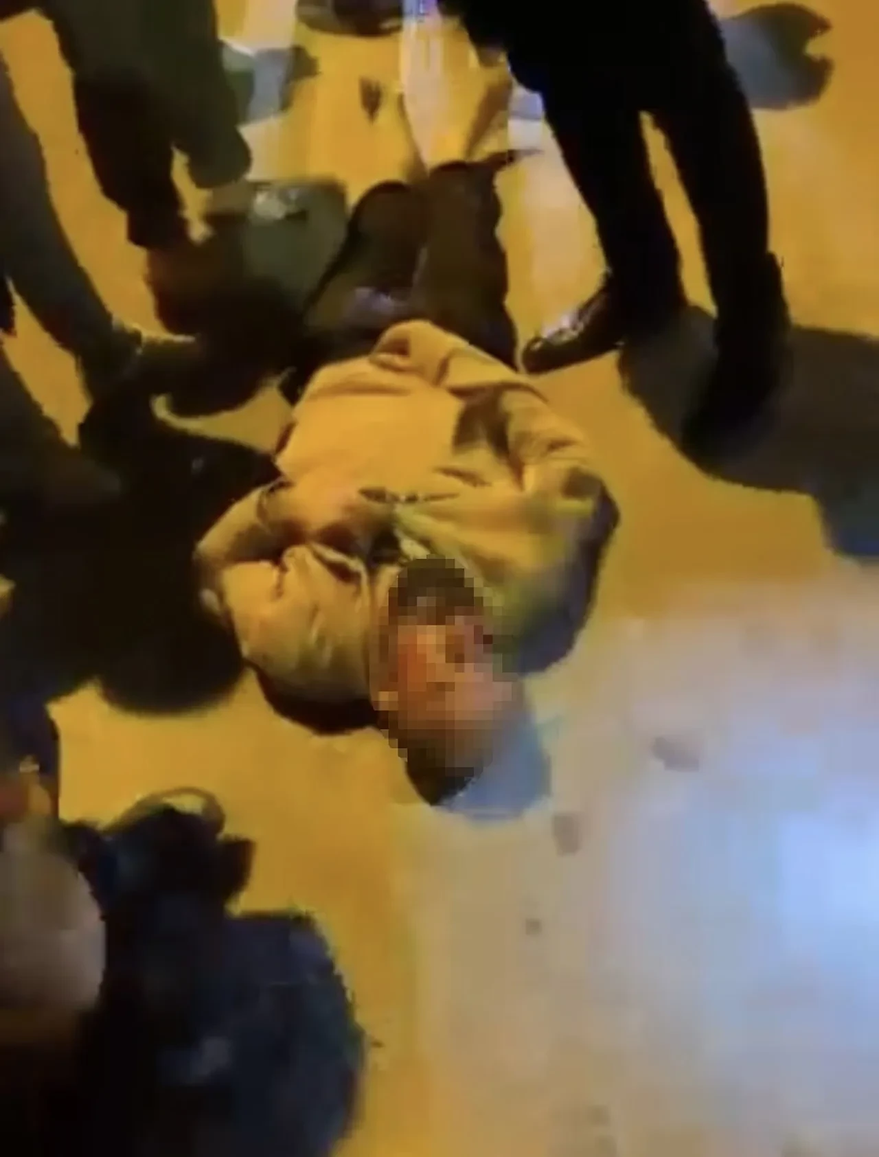 Hırsız nöbetinde yanlış alarm! Yanlışlıkla 6 kişiyi dövdüler