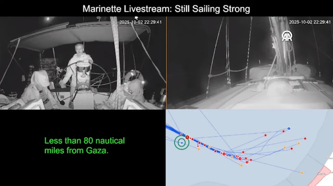 Küresel Sumud Filosu'nun son gemisi Marinette Gazze yolunda İsrail baskınına uğradı