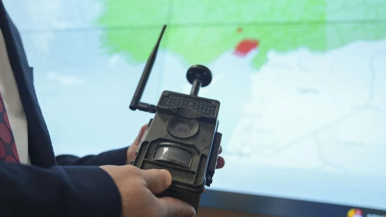 Ormanlar, 2 bin 800 noktadaki fotokapanlarla gece gündüz izleniyor