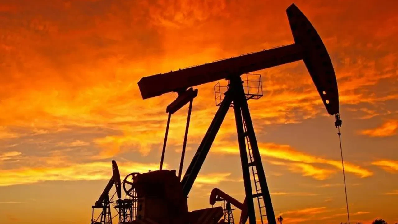 Putin resti çekti: Petrol 100 dolar olur