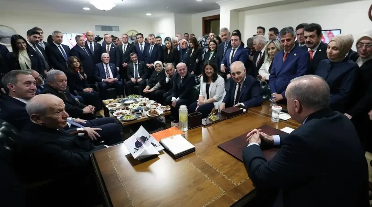 Şamil Tayyar AK Parti'nin 2026 hazırlığına dikkat çekti: 'Göze almayı planlıyor'