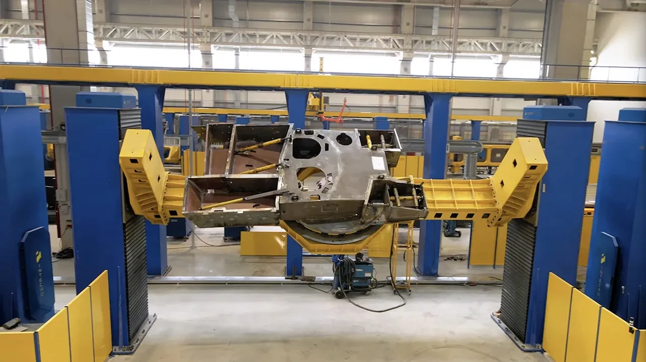 ALTAY Tankı seri üretiminde yerli robotlar işi üstlendi