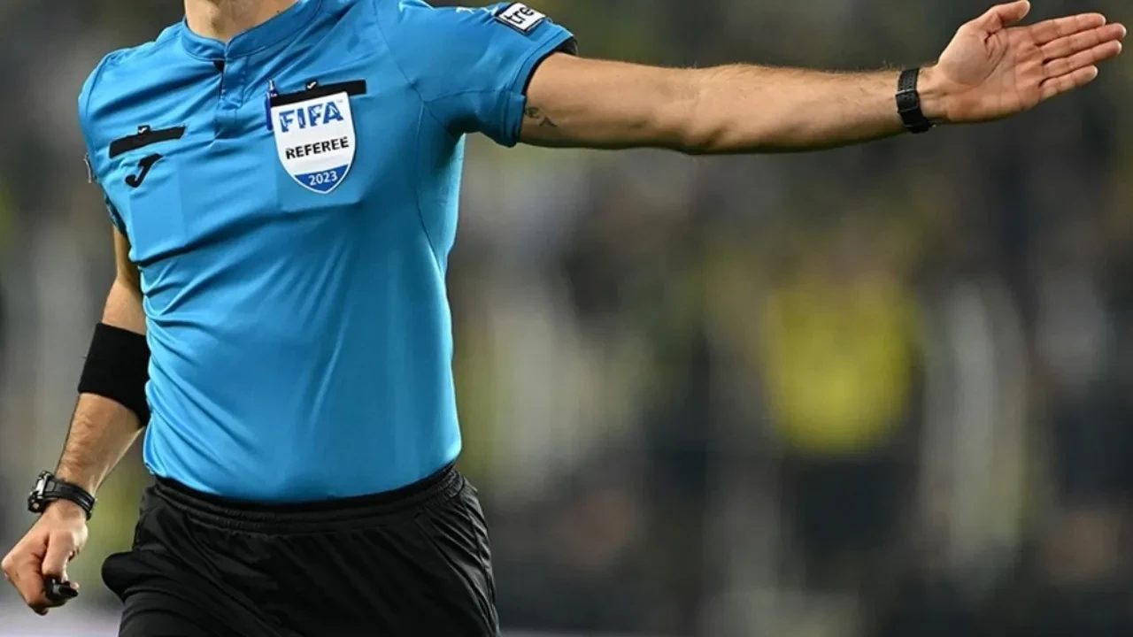 Bahis oynayan hakemler ceza alacak mı? Çok sayıda hakemin kariyeri bitebilir