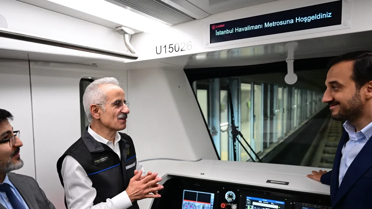 Bakan Uraloğlu müjdeyi verdi! Halkalı-İstanbul Havalimanı metrosuna geri sayım