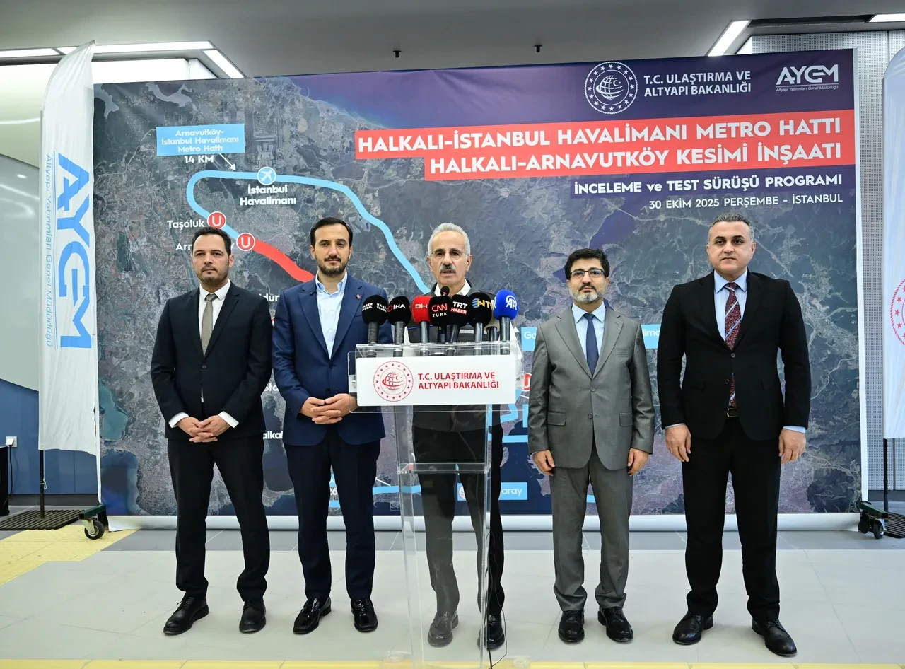 Bakan Uraloğlu müjdeyi verdi! Halkalı-İstanbul Havalimanı metrosuna geri sayım