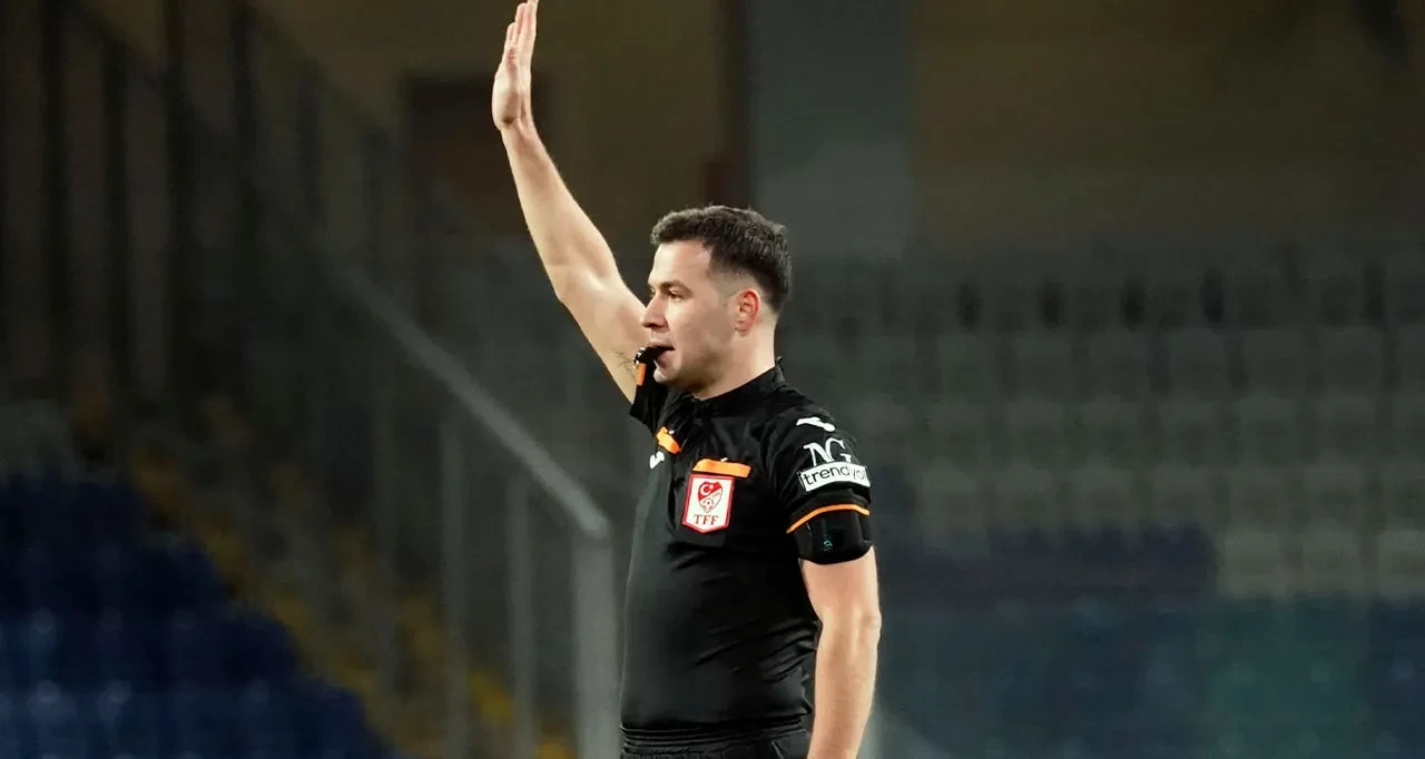 Galatasaray Trabzonspor hakemi Cihan Aydın’ın Galatasaray karnesi! Yönettiği maçlar ve istatistikleri