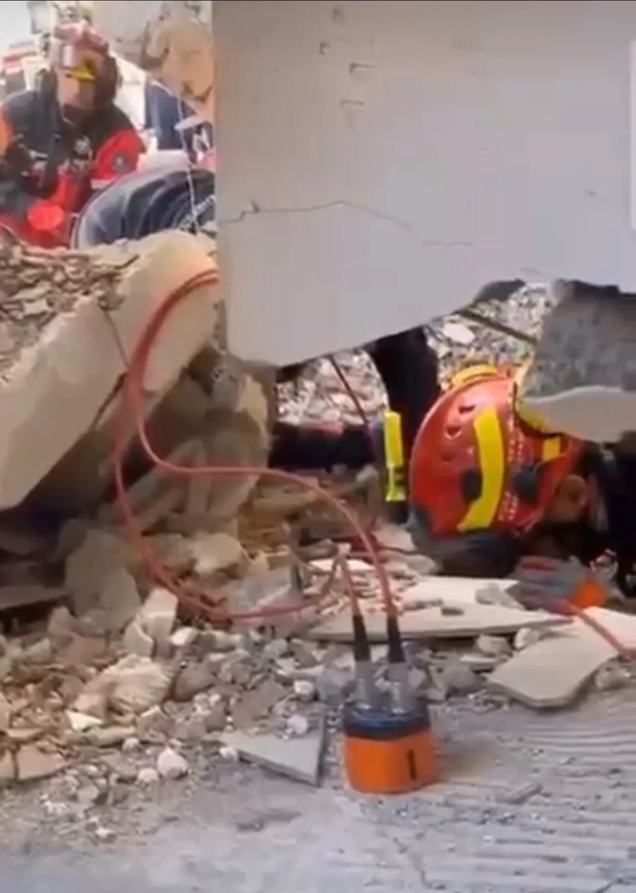 Gebze'de 5 kişilik ailede tek sağ kalan Dilara ile ilk konuştukları an ortaya çıktı