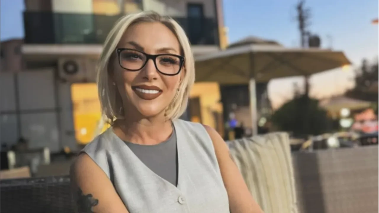 Güllü'nün daha önce hiç görmediğiniz kareleri ortaya çıktı! Haklarındaki iddialar sonrası Güllü'nün çocuklarından manidar paylaşım! 