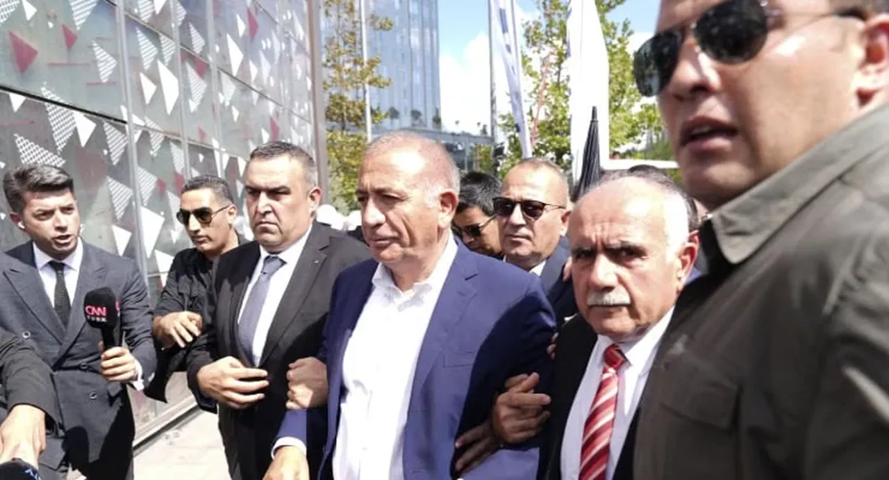 CHP'li Gürsel Tekin yol haritasını açıkladı! Özgür Özel'e sitem dolu sözler: Hesaplaşacağız