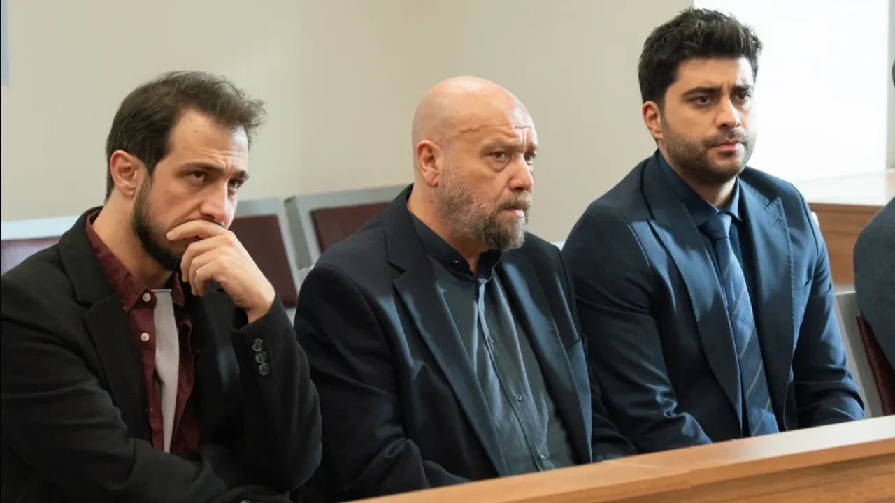 Kızılcık Şerbeti'nde çok konuşulacak 2 ayrılık! Ana karakterlerle yollar ayrıldı 