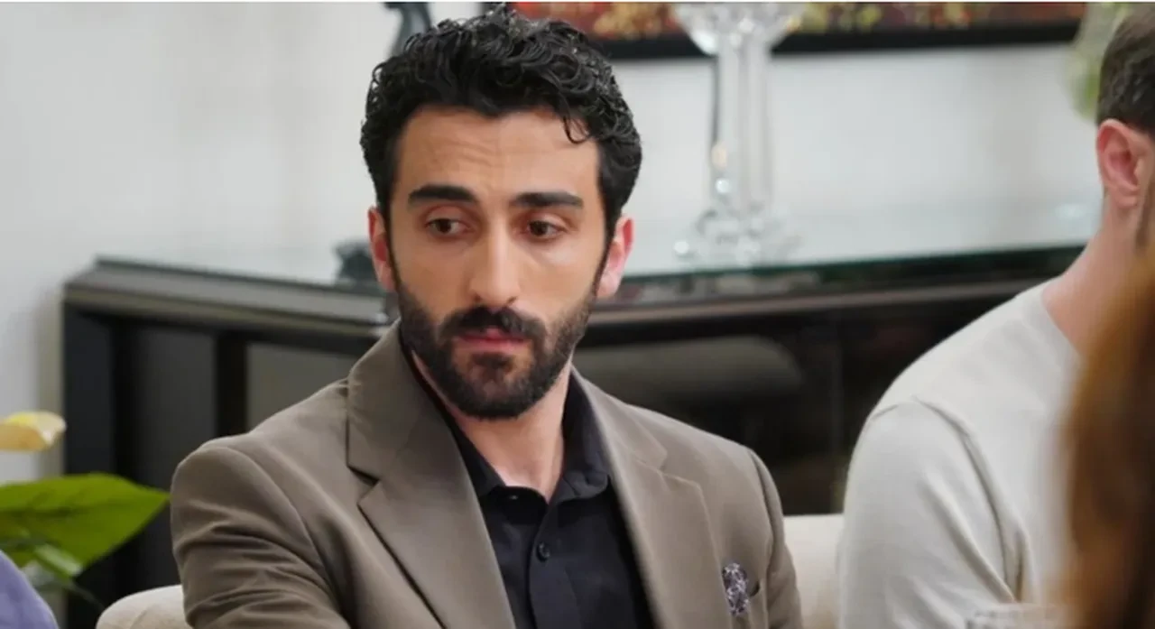 Kızılcık Şerbeti'nde çok konuşulacak 2 ayrılık! Ana karakterlerle yollar ayrıldı